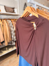 Remera aplique metal