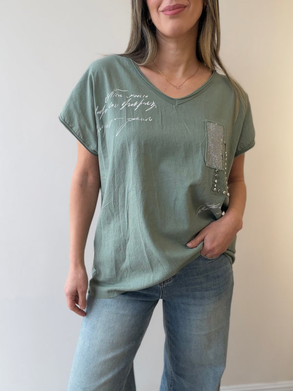 Remera con aplique