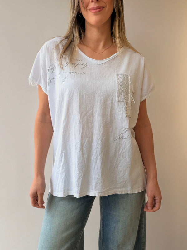Remera con aplique