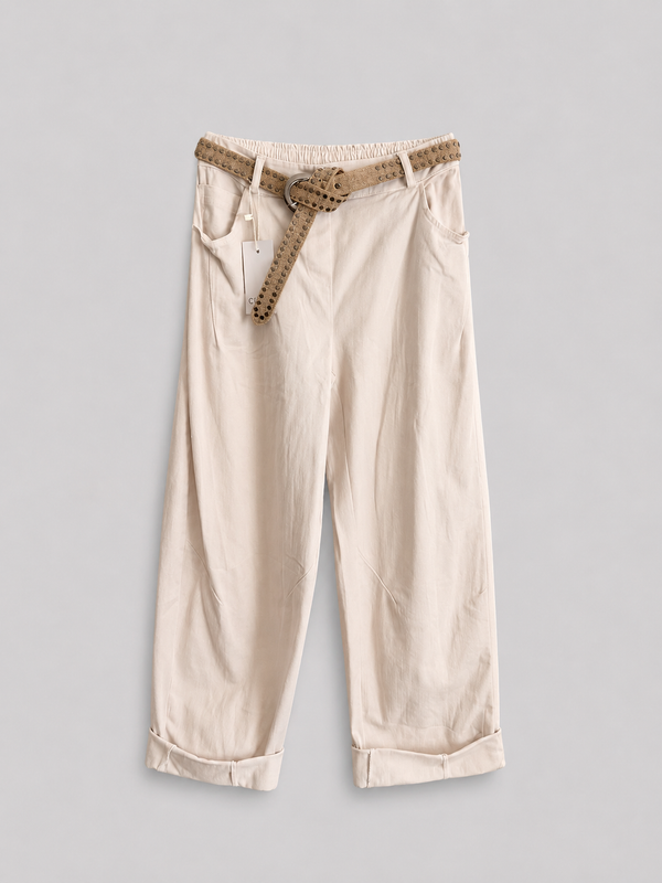 Pantalón con cinto Italia