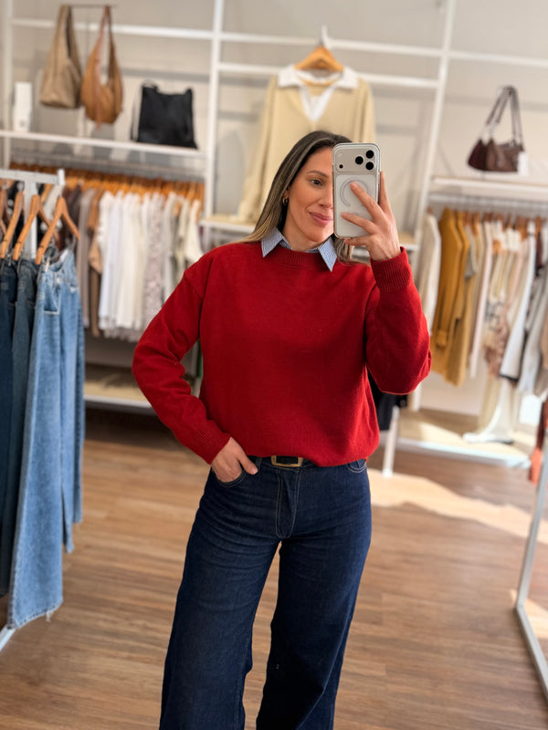 Sweater rojo clásico