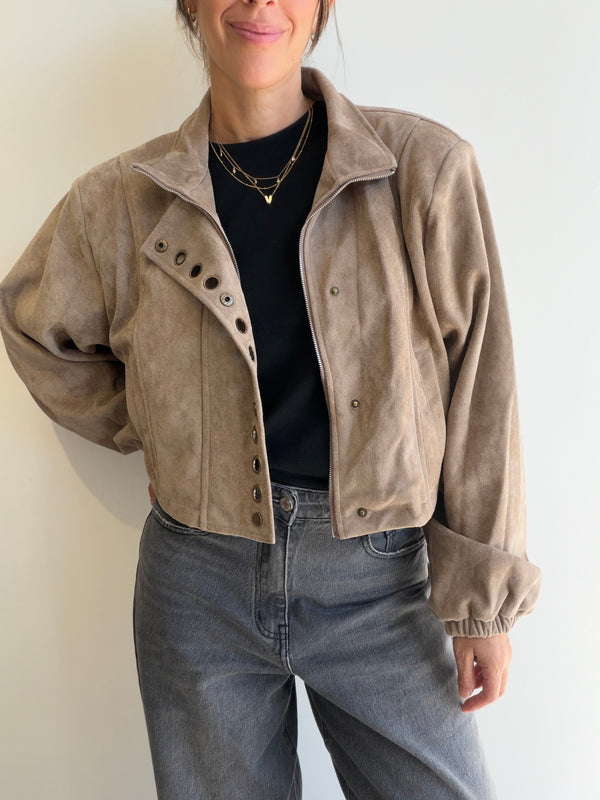 Chaqueta efecto gamuza aros