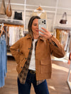 Chaqueta efecto gamuza bolsillo