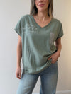 Remera con aplique