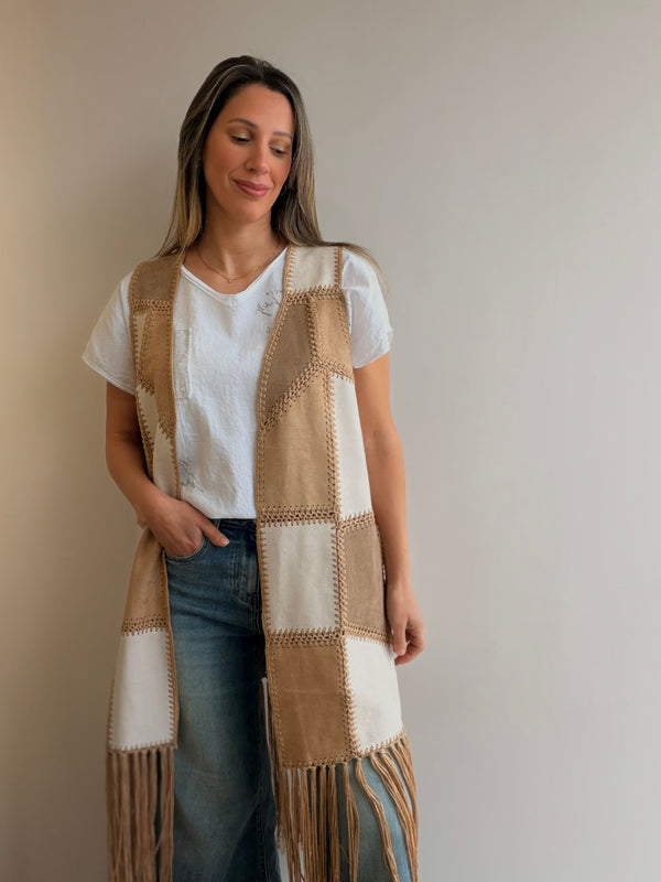 Chaleco boho Gamuzado con Flecos