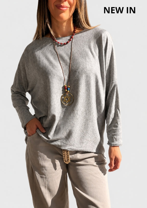 Tejido fino oversize con collar