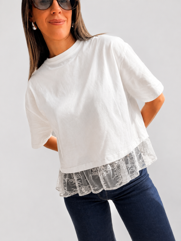 Remera volado encaje