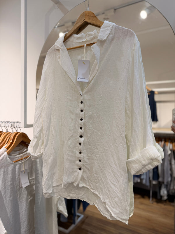 Camisa lino botonera