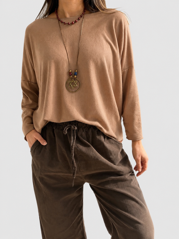 Tejido fino oversize con collar