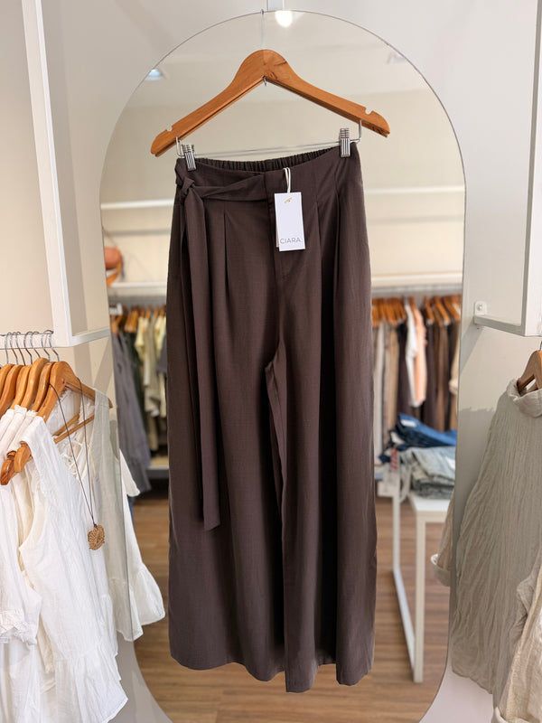 Pantalón palazzo con lazo