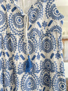 Vestido bordado azul