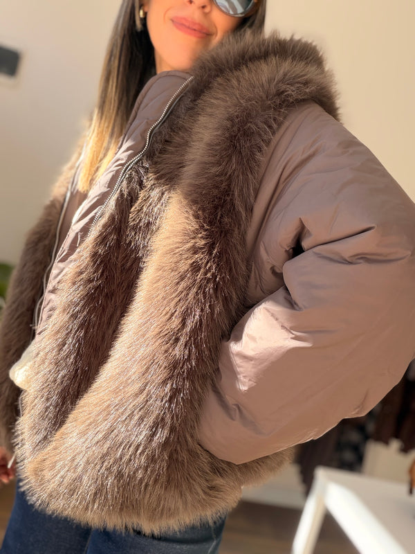 Campera puffer pelo y capucha