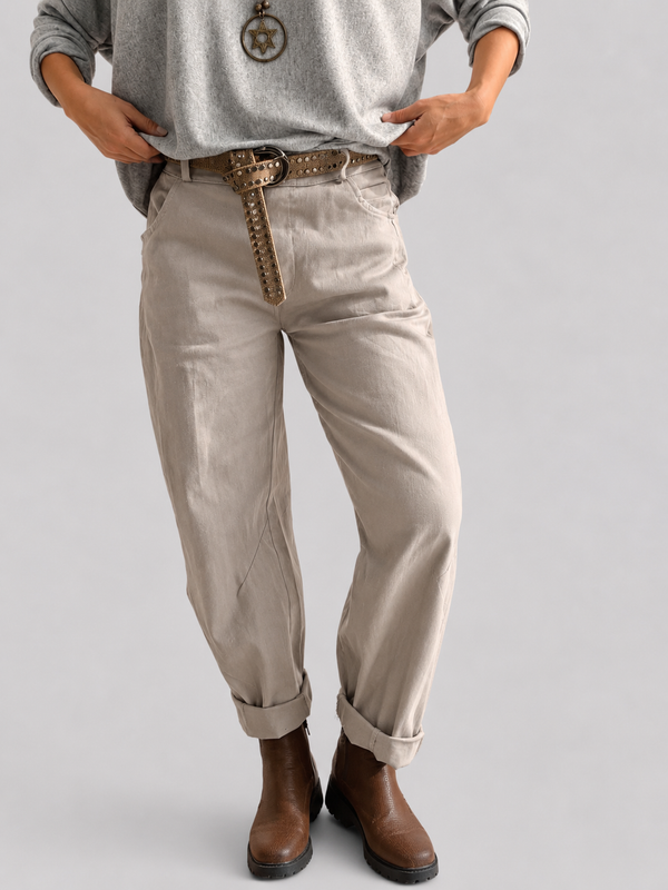 Pantalón con cinto Italia