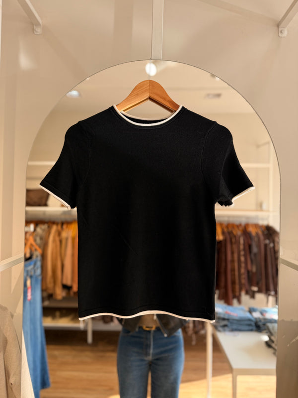 Remera tejida contraste