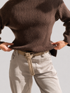 Pantalón con cinto Italia