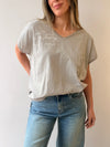 Remera con aplique