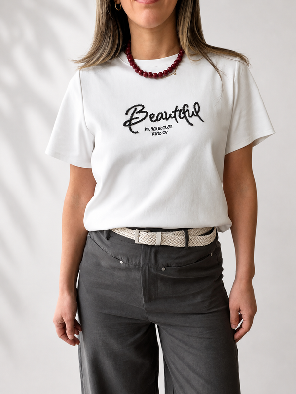Remera con pañuelo incluido