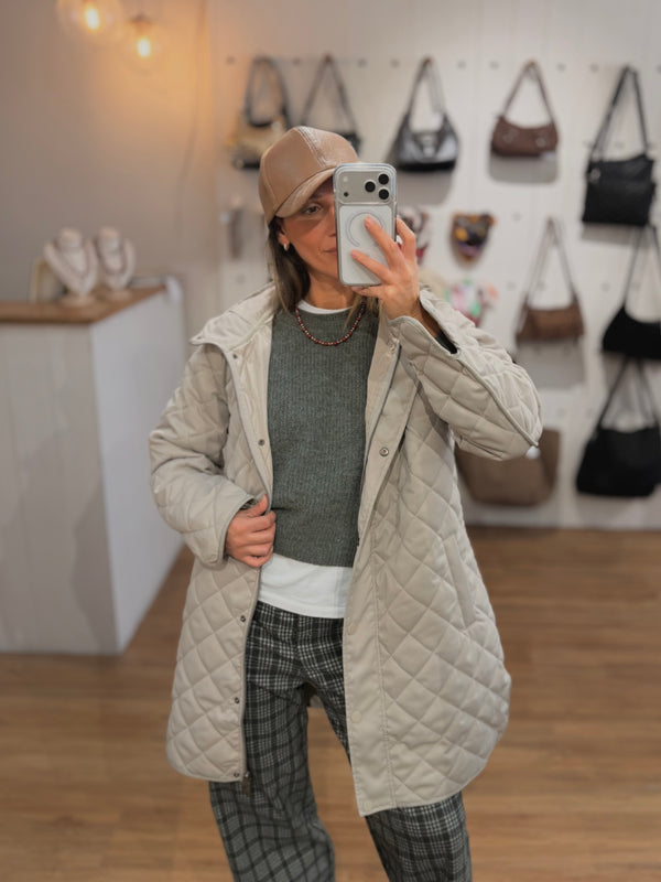 Campera larga capitoneada