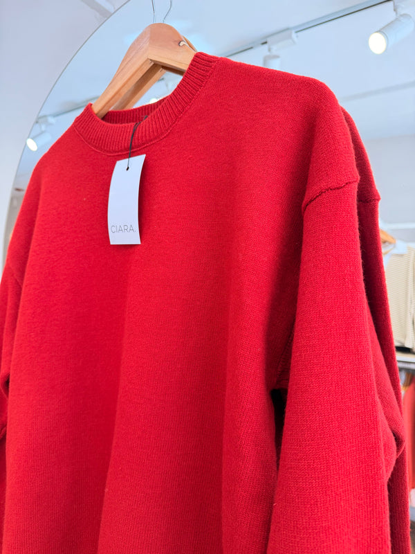 Sweater rojo clásico