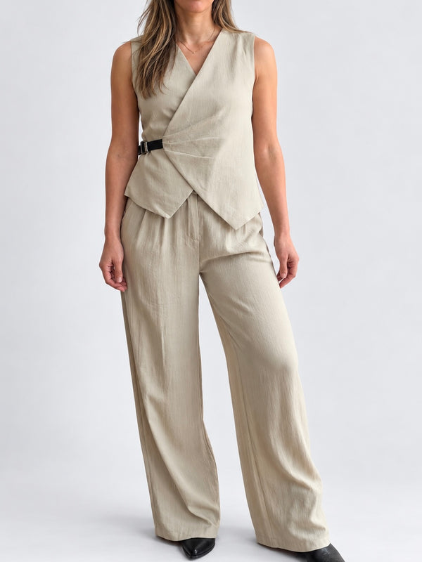 Conjunto chaleco y pantalón