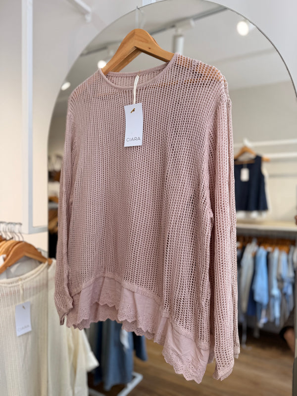 Tejido calado con musculosa