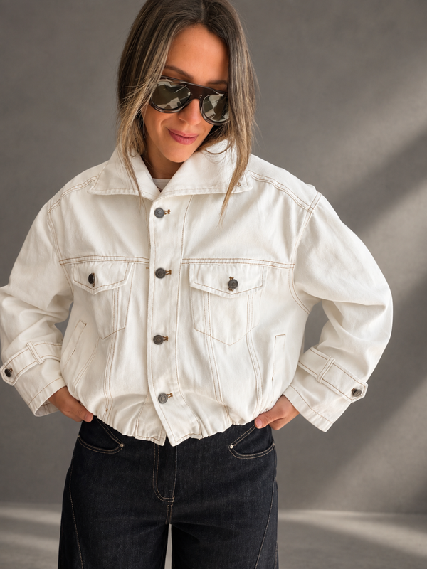 Campera denim bomber blanca