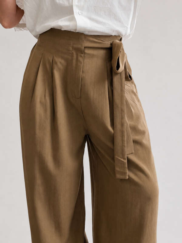 Pantalón palazzo con lazo