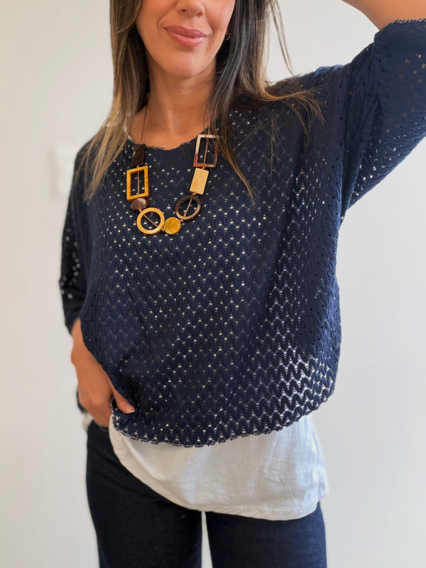 Buzo superpuesto calado con collar