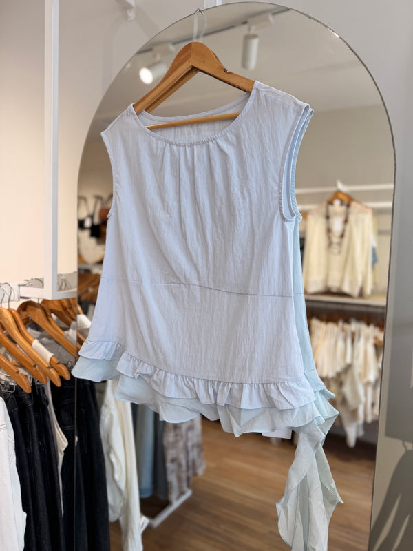 Blusa volado lateral